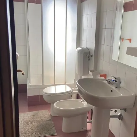 900 Hotel